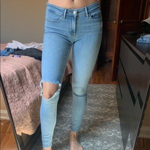 Levi’s 711 skinny jeans